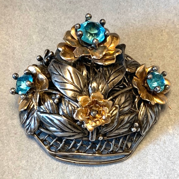 Hobè sterling Hobe 14K gf flower 1940 basket pin b