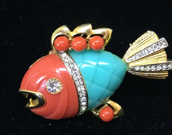 Hattie Carnegie fish pin