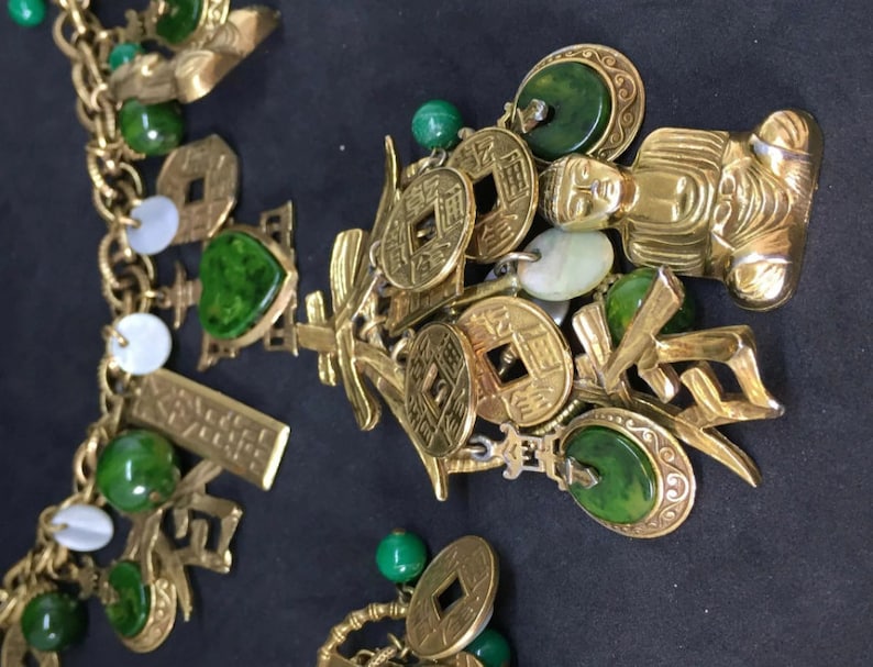 ART signed Buddha Green Faux Jade and mother of pearl Chinese symbol Pendant Earrings charm Bracelet Parure SET