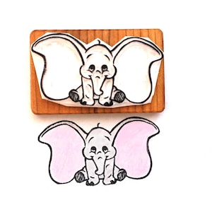 Dumbo de vliegende olifant - Handgesneden rubberen stempel om in te kleuren - Cadeau voor kinderen