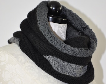 chunky hand knit cowl / black and gray infinity scarf / striped knitted neck warmer