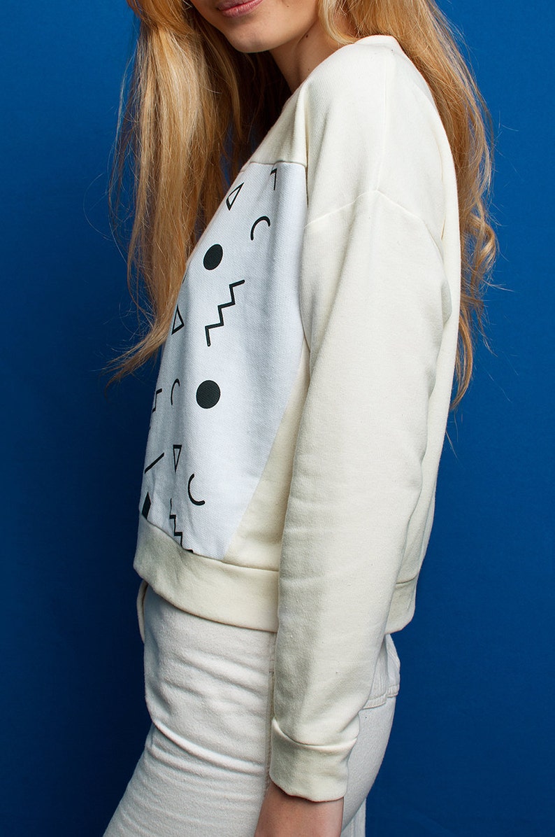 Squiggle white handmade sweatshirt image 3