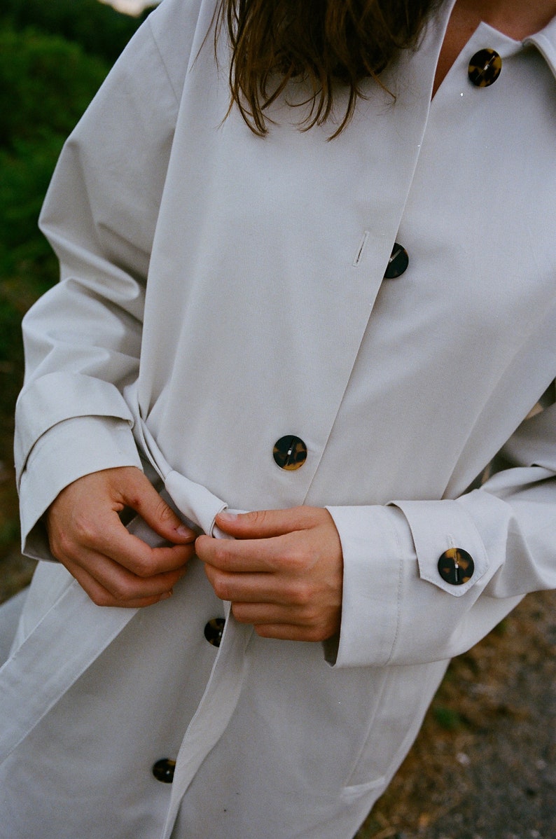 Minimal Trench coat image 3