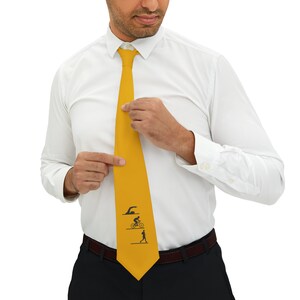 tie shirt through belt loop