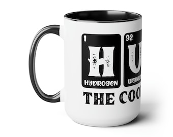 Zweifarbige Kaffeetasse, 15 Unzen, lustiges Geschenk für Chemielehrer oder -schüler, lautet: Hunk, buchstabiert mit chemischen Elementen und „The Cool Element“