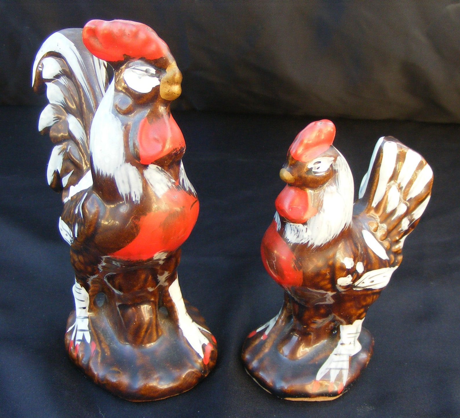 SONSCO Japanese Redware Pottery 4 Hen & 6 Rooster Vintage Chicken