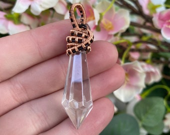 Glass Crystal Point necklace - chakra styled pendant Point - pendulum pendant - spiritual witchy pendant - quartz styled Crystal Point.