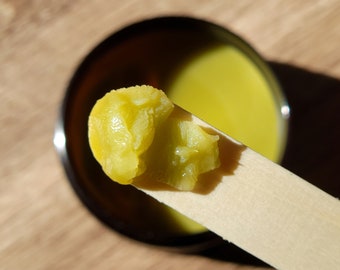 Batana Shea Hair Butter: with castor oil, peppermint, clove
