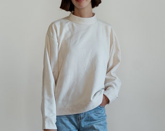 UNISEX Vintage Sweatshirt - PDF Pattern and Video Tutorial