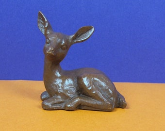 Darling little deer! Lovely lying down deer. Red Mill MFG. Resin cast deer. 9cm tall.