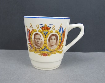 Taza conmemorativa vintage de recuerdo. Coronación del rey Jorge VI y la reina Isabel, mayo de 1937. Monarquía británica.