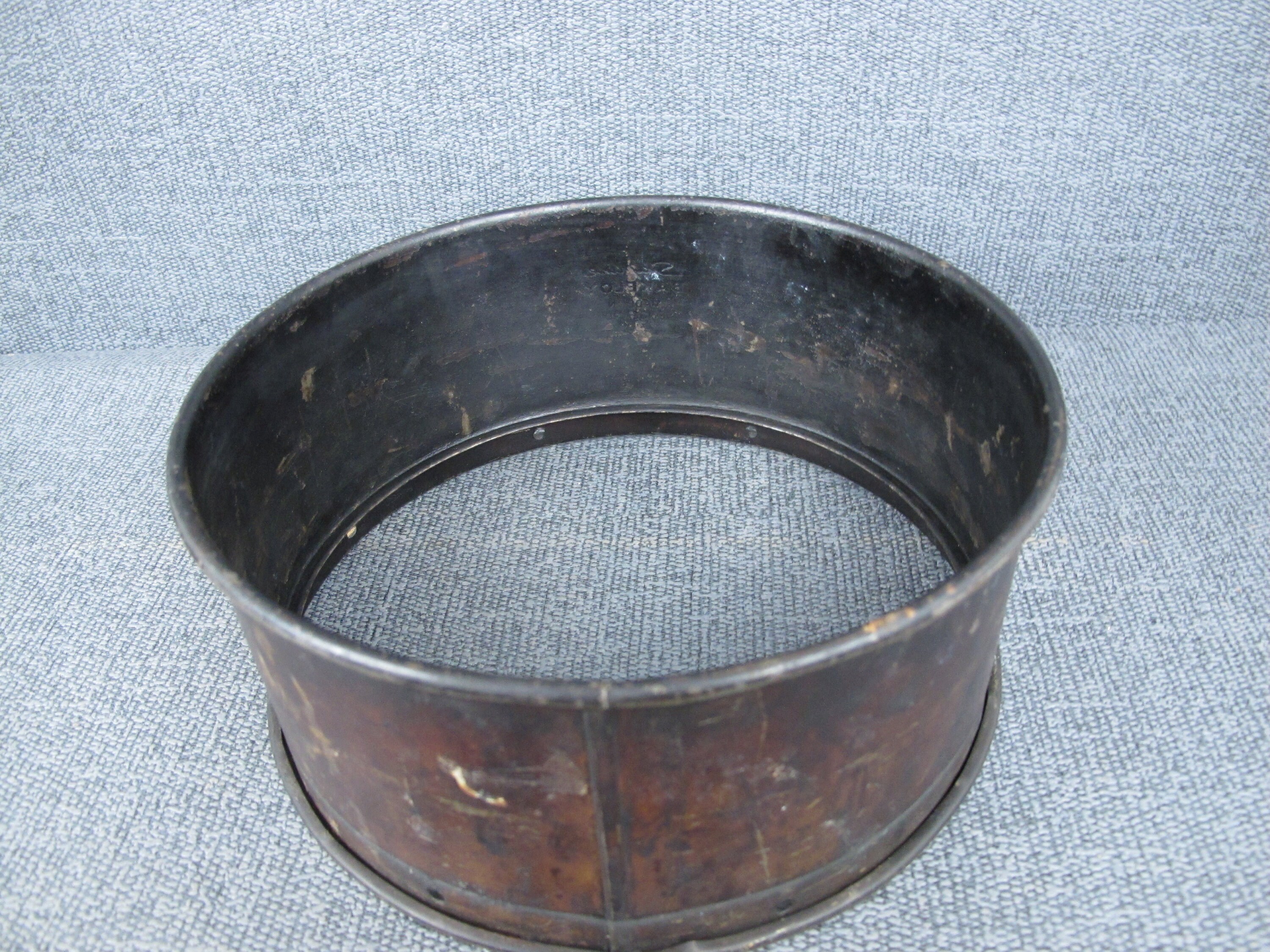 Vintage 8 Inch 20cm Round Cake Tin With Hollow Removable Etsy UK