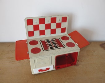 Hornillo de juguete vintage de hojalata, fabricado en Gran Bretaña. ¡Excelente pieza de exhibición! 23 x 15 x 10 cm