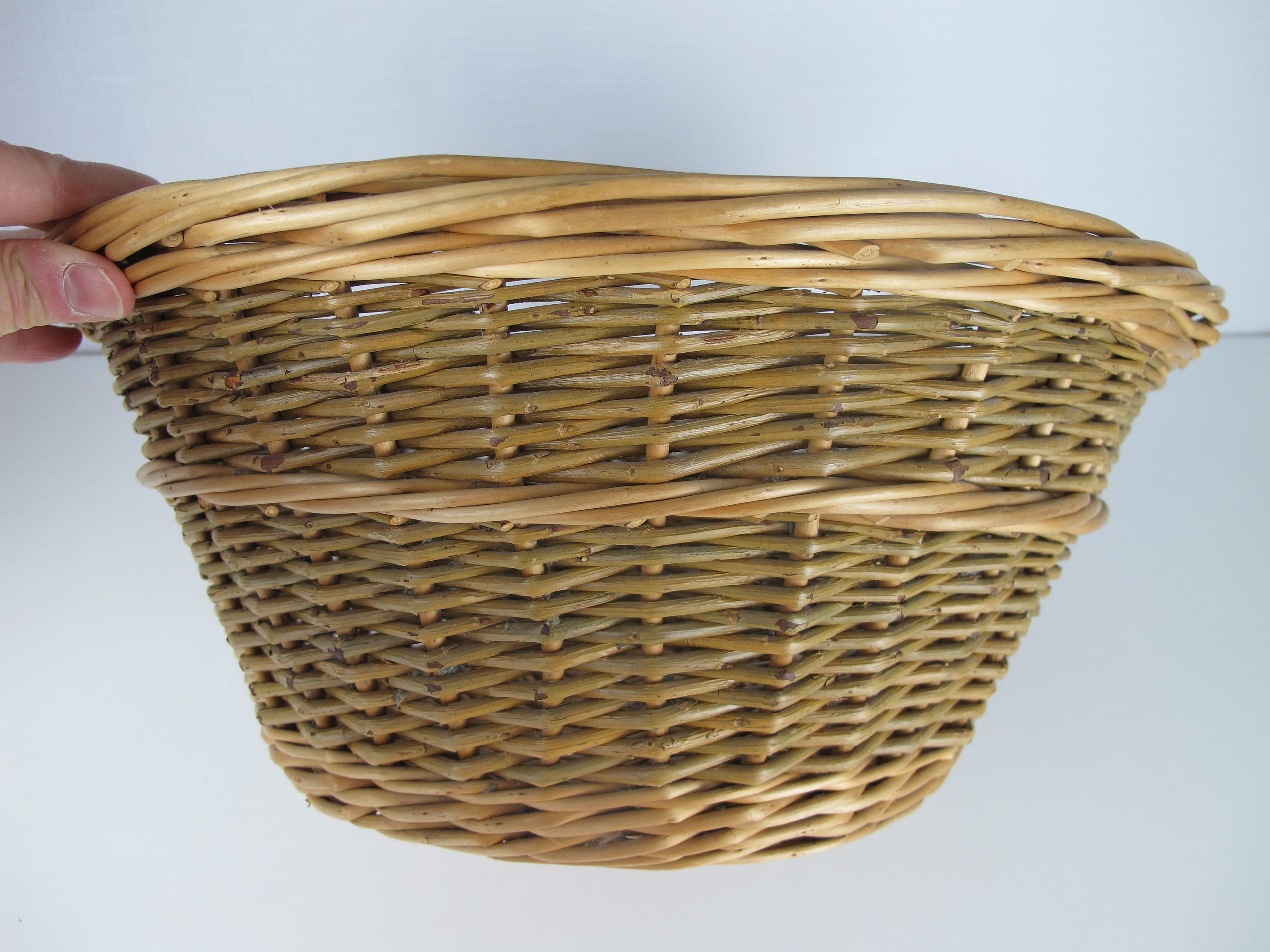 Vintage wicker basket. Round open basket 15 inches diameter 7 Etsy