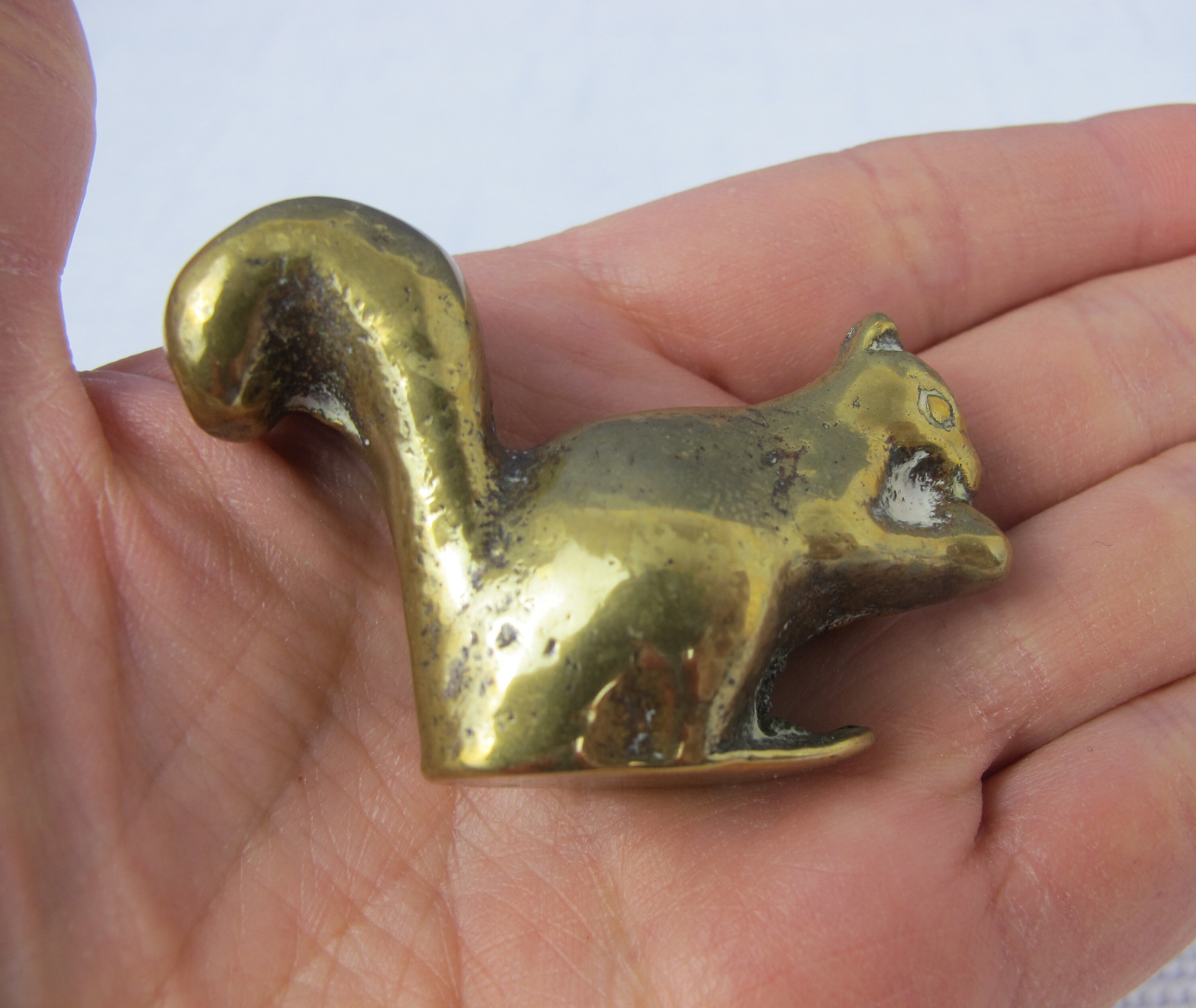 Vintage small brass squirrel. Small brass paperweight or Etsy