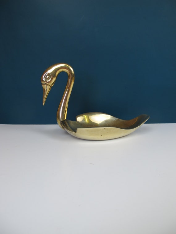 Vintage Brass Swan Pin Dish or Catch-all. Mid Century Modern Brass Swan.  Very Elegant. Shelf Decor, Brass Bird Sculpture. 