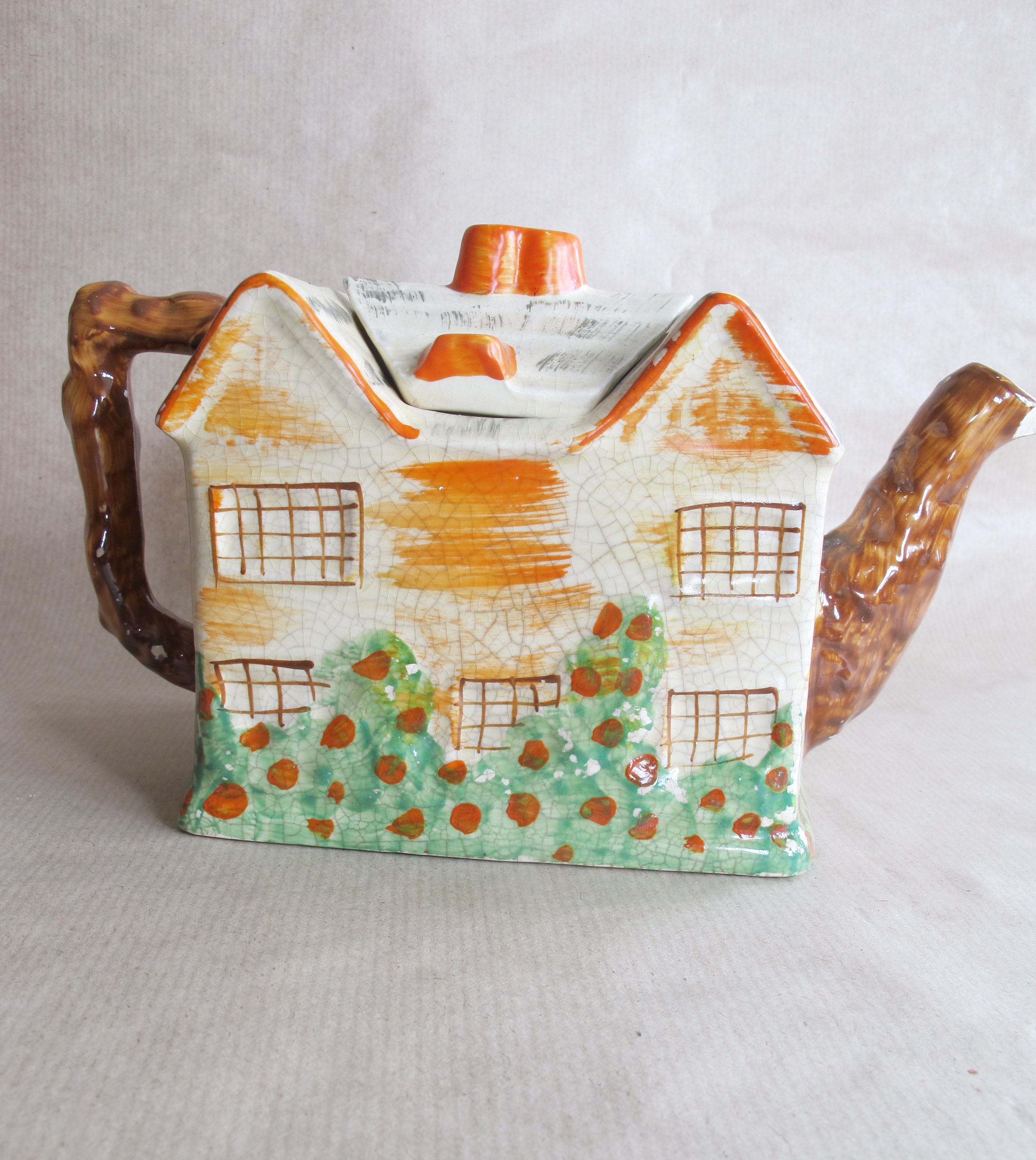 Vintage English Arthur Wood cottage teapot. Very cute Etsy