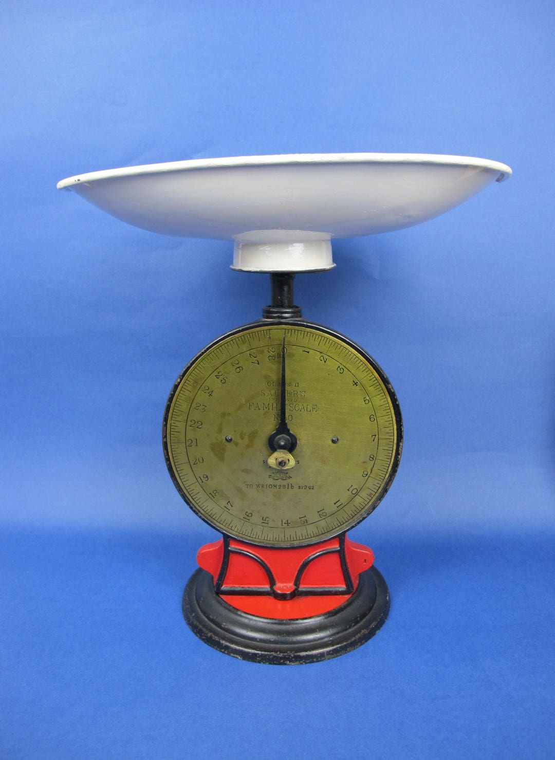 Stunning Antique Weighing Scales. Salters Improved Family Scale Number