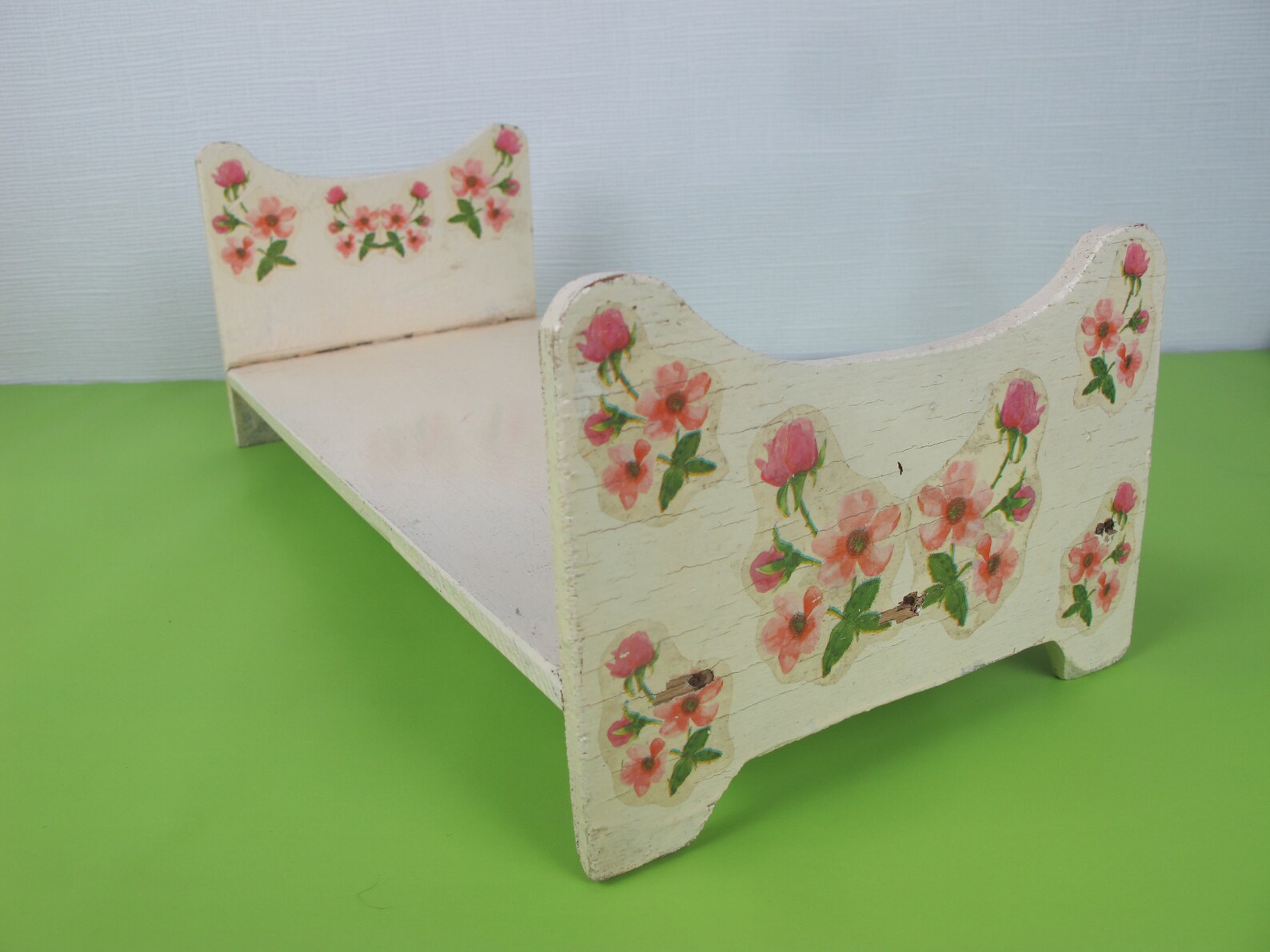 Vintage dolls bed cute chippy paint white wooden dolls bed Etsy