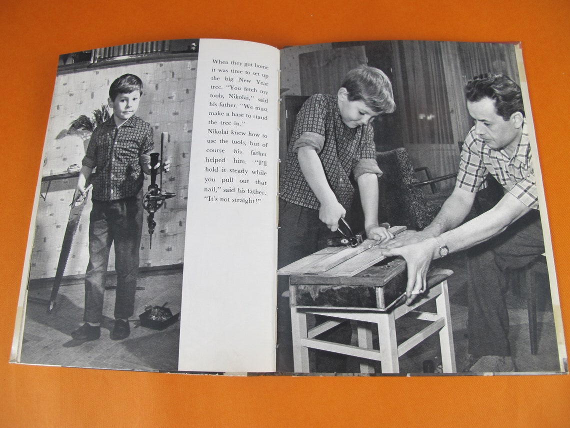 Vintage Book Nikolai Lives in Moscow 1966. Fascinating Book - Etsy UK