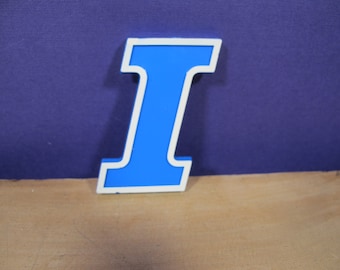 Vintage plastic letter I. Sign capital letter 3 inches high (7.5cm)