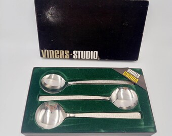 Vintage Viners Studio cutlery boxed set. Six soup spoons- mid century modern cutlery, designed by Gerald Benney.