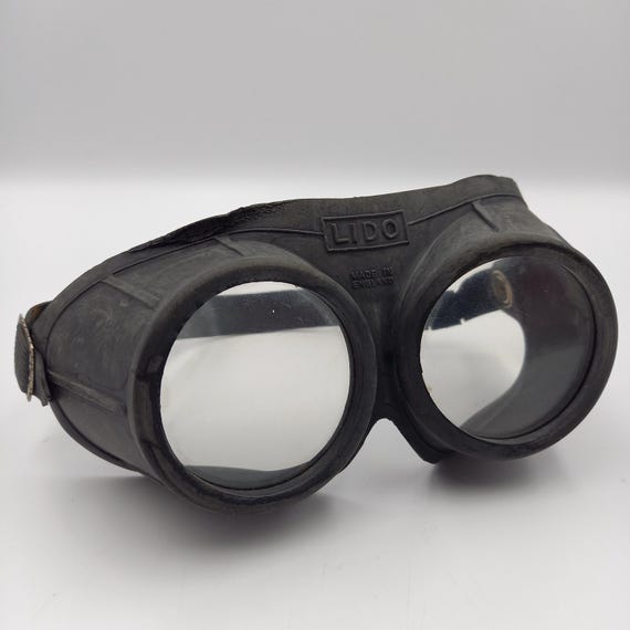 Vintage Swimming Goggles. Made by Lido England. Worn Great for Display Prop Etsy Australia