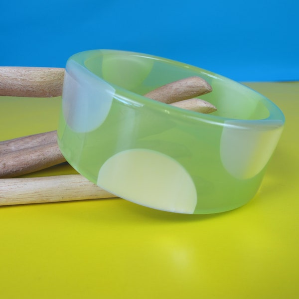 Vintage pale green plastic bangle. Chunky bangle pale translucent green with big silver dots. Funky retro plastic bracelet.