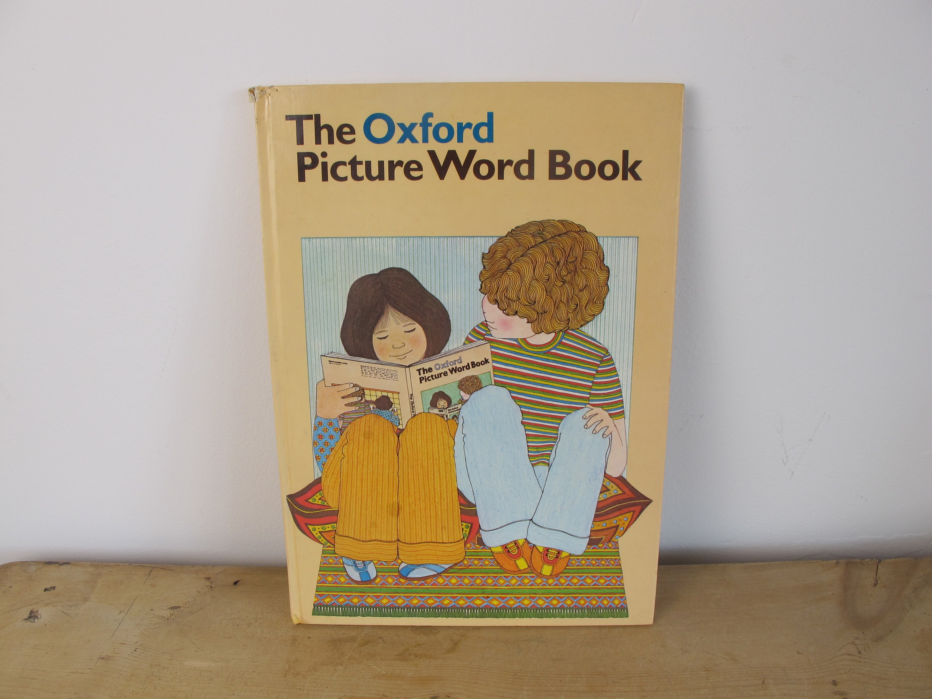 絵本・児童書 The Oxford Picture Word Book The Oxford Picture Word Book Compiled by Anne Nelson and Sue Hale
