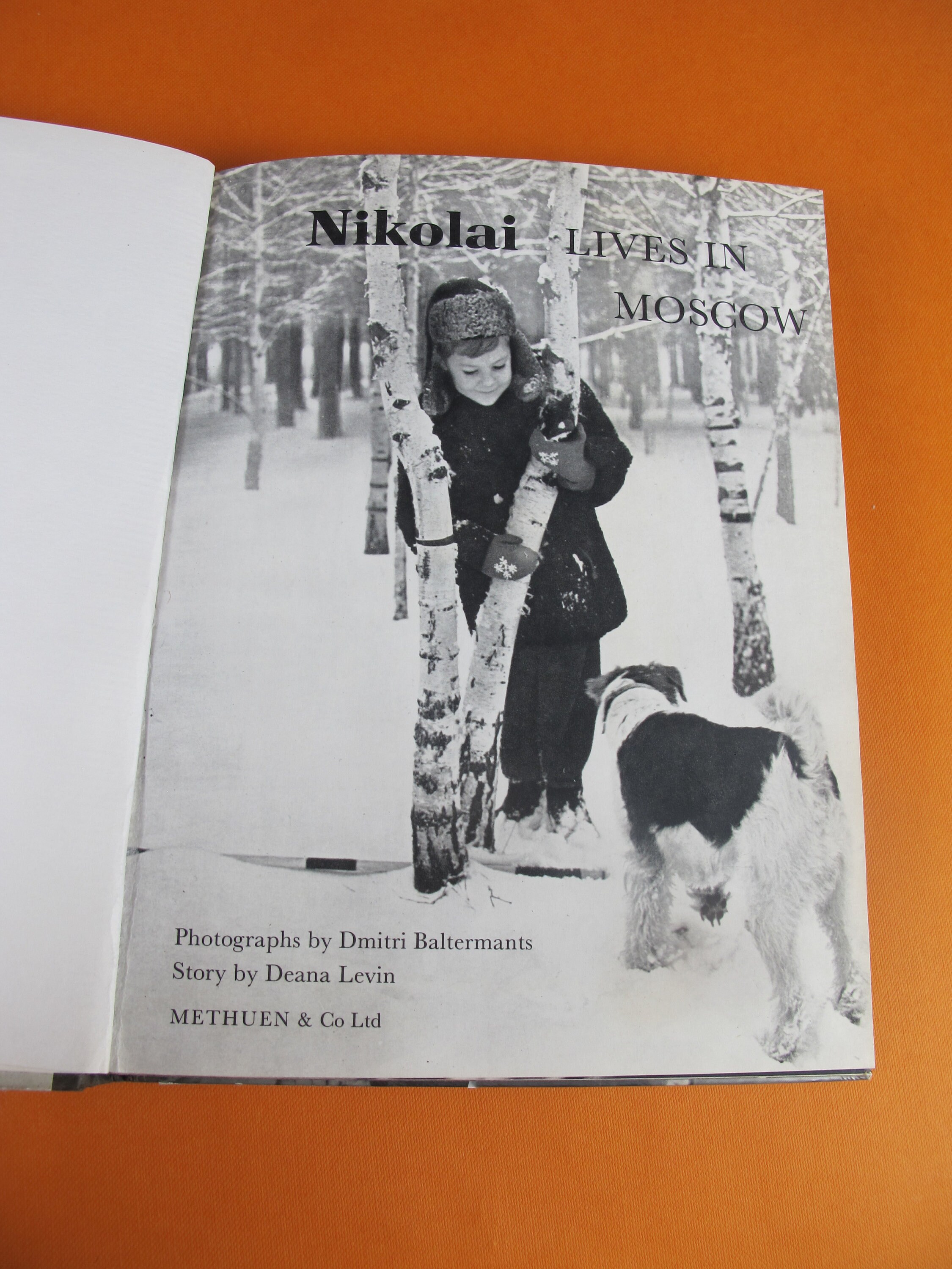 Vintage Book Nikolai Lives in Moscow 1966. Fascinating Book | Etsy UK