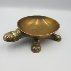 Vintage brass turtle dish. Cute tortoise or turtle round catch all or trinket dish 6 inches long