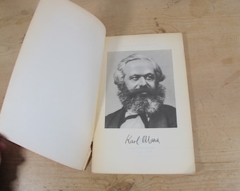 Vintage book - Karl Marx - The Civil War in France. Progress Publishers, Moscow, 1974. First printed 1948.