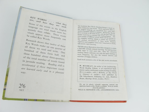 洋書  Family Ladybird Books Vintage Children's Early Ladybird Key Words Reading Scheme