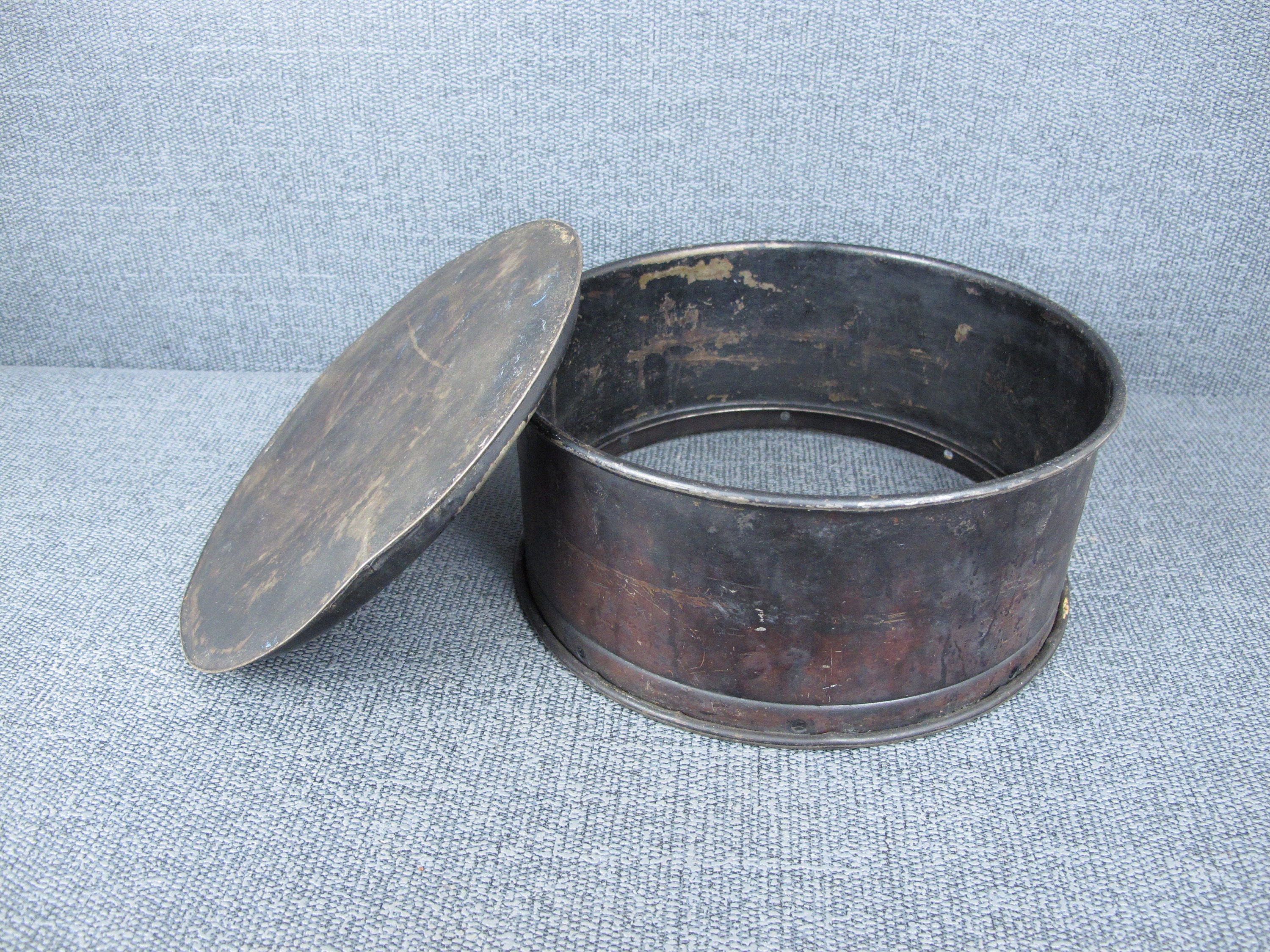 Vintage 8 Inch 20cm Round Cake Tin With Hollow Removable Etsy UK