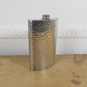 Vintage hip flask. Hammered pewter curved screw-top flask. Made in Sheffield, England. Monogram MC 190ml