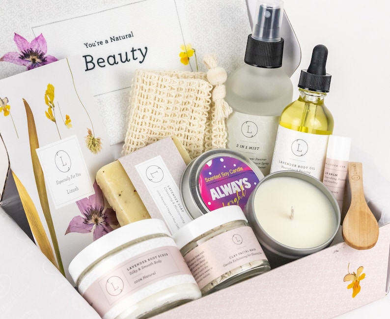 Thank you gift box, thank you spa gift basket, thanks gift set, appreciation gift , teacher gift box, thank you candle, Candle gift-  Lizush