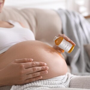 Organic Belly Oil For Pregnancy - Stretch Mark Prevention & Hydrating Bump Serum