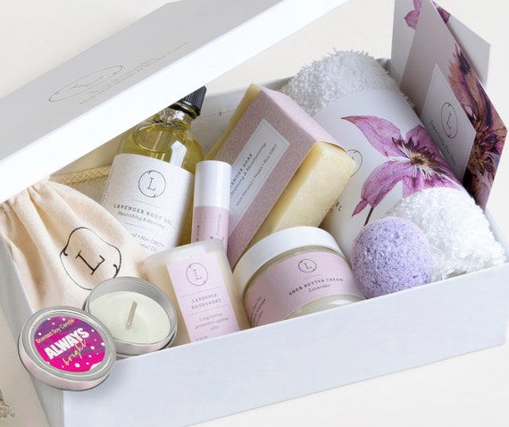 Mom Gift Ideas for Mothers Day Gift Box for Mom Spa Gift ...