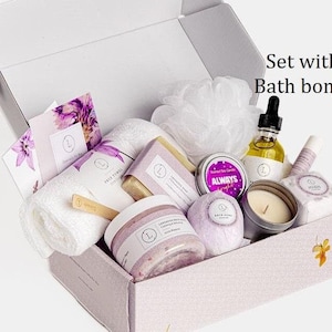 Personalized Gift Box Set for Her, Lavender Pampering Care Package Gift, Self Care Kit, Pamper Gift for Mom, Relaxation Gift Box For Women