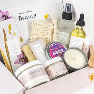 Custom Friend Gift, Mothers day Gift Set, Spa Gift, Mom Gift, Personalized Mother Gift, Mom Gift, Box for Grandma, Nana gift, Mama gift