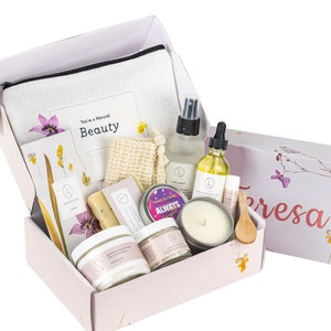 Organic Lavender Spa Gift Box for New Moms, Pregnancy & Maternity Gift Set, Relaxation and Self Care Package
