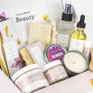 Lavender Quinceañera Gift Box, Sweet Fifteen Basket, Natural Skincare Set for Her Special Event