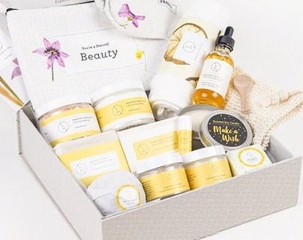 Great gift , Gift Basket, Congrats, congratulation gifts, personalized gift. gift box for women, luxury spa gift set ,spa gift basket