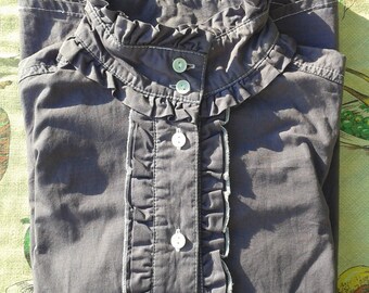 Romantic purple cotton shirt