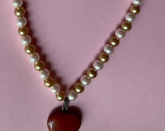 RaNdOmNeZ Studio Gold And Baby Pink Beaded Necklace With Red Heart Pendant
