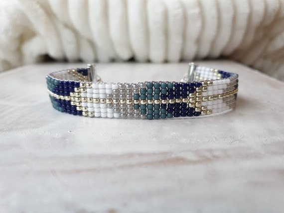 Adjustable bead bracelet discount