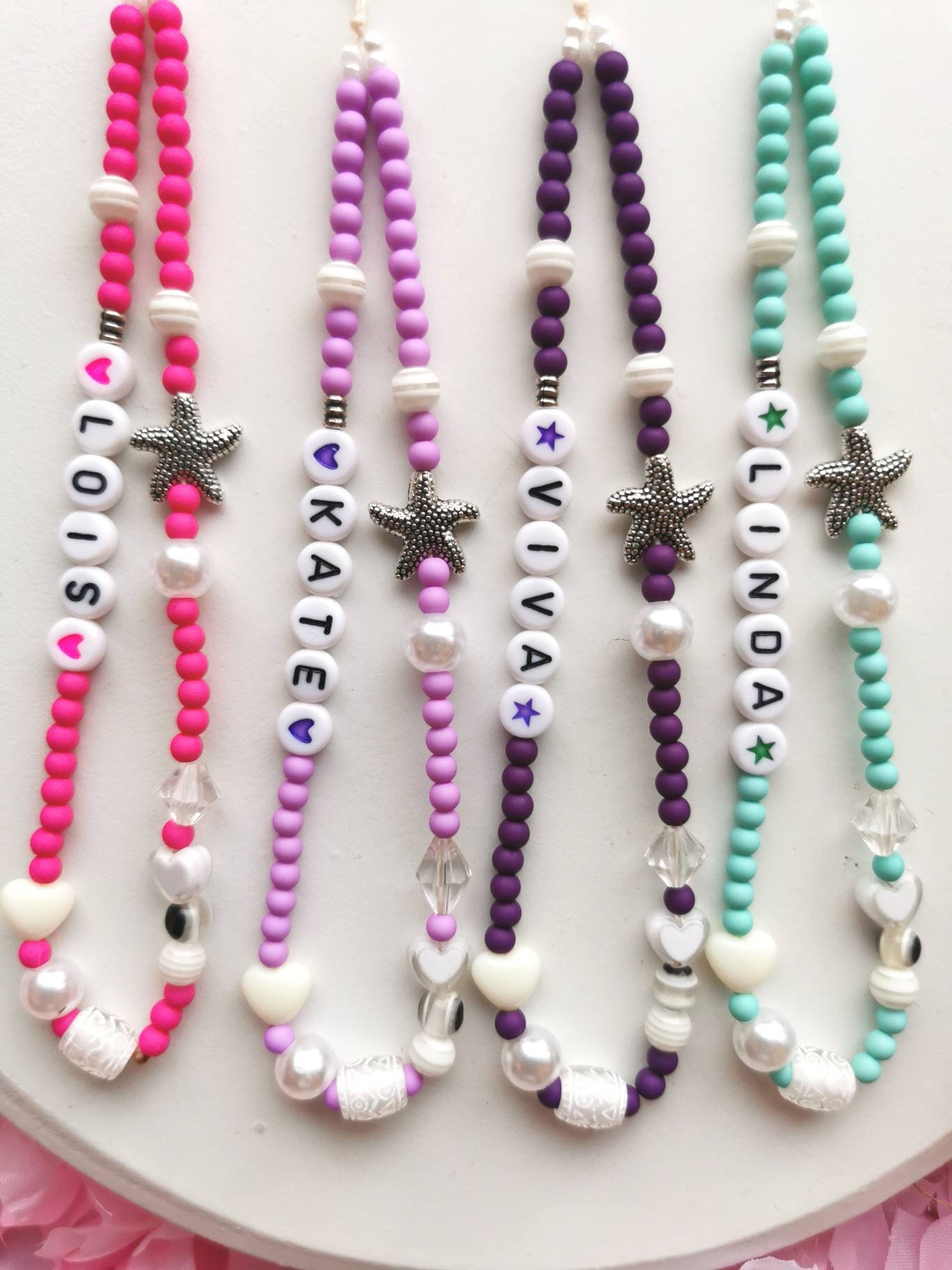 SuusjaBeads - Handmade bracelets, phone charms and earrings