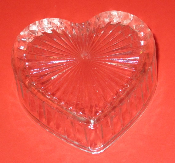 Heart Shaped Trinket Jewelry Box Dresser Ring Dis… - image 4