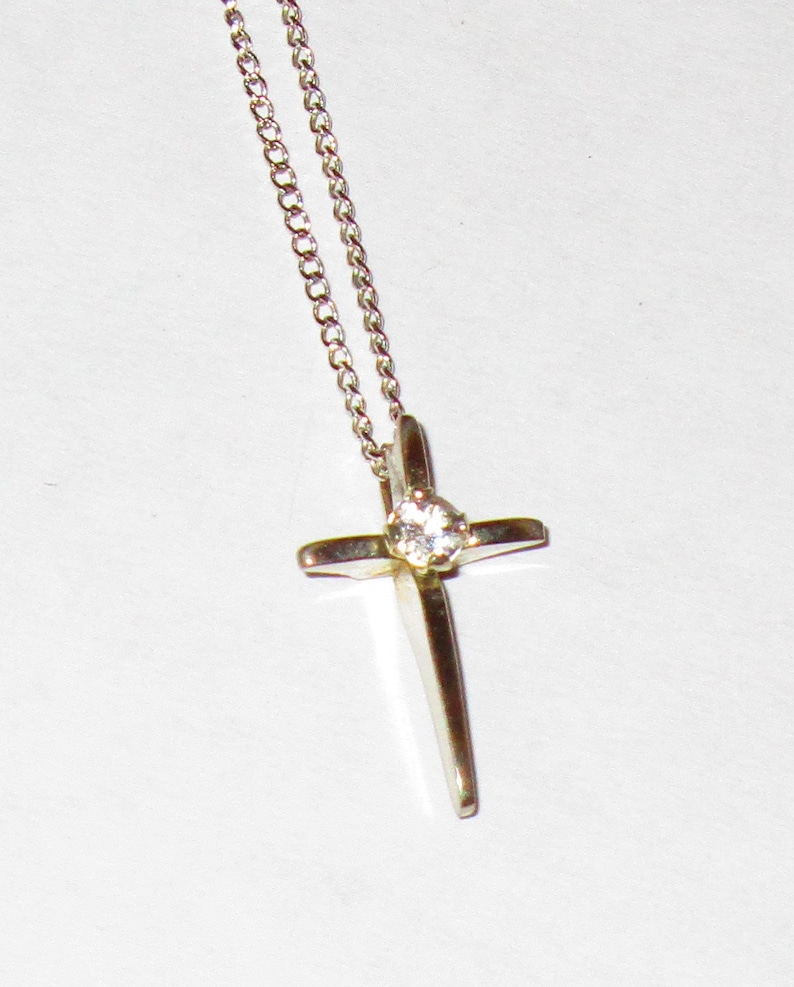 Vintage Silver Rhinestone Cross Necklace Pendant 16 Inch Sterling Chain