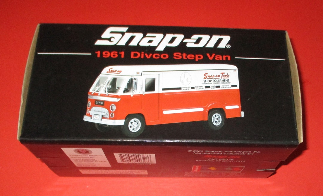 Divco Diecast 1961 Replica Snapon Delivery Step Van 143 Scale Circa